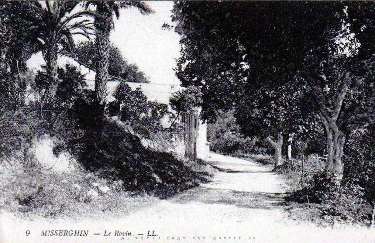 Misserghin - Grotte de la Vierge N.D. de Lourdes - 03.jpg